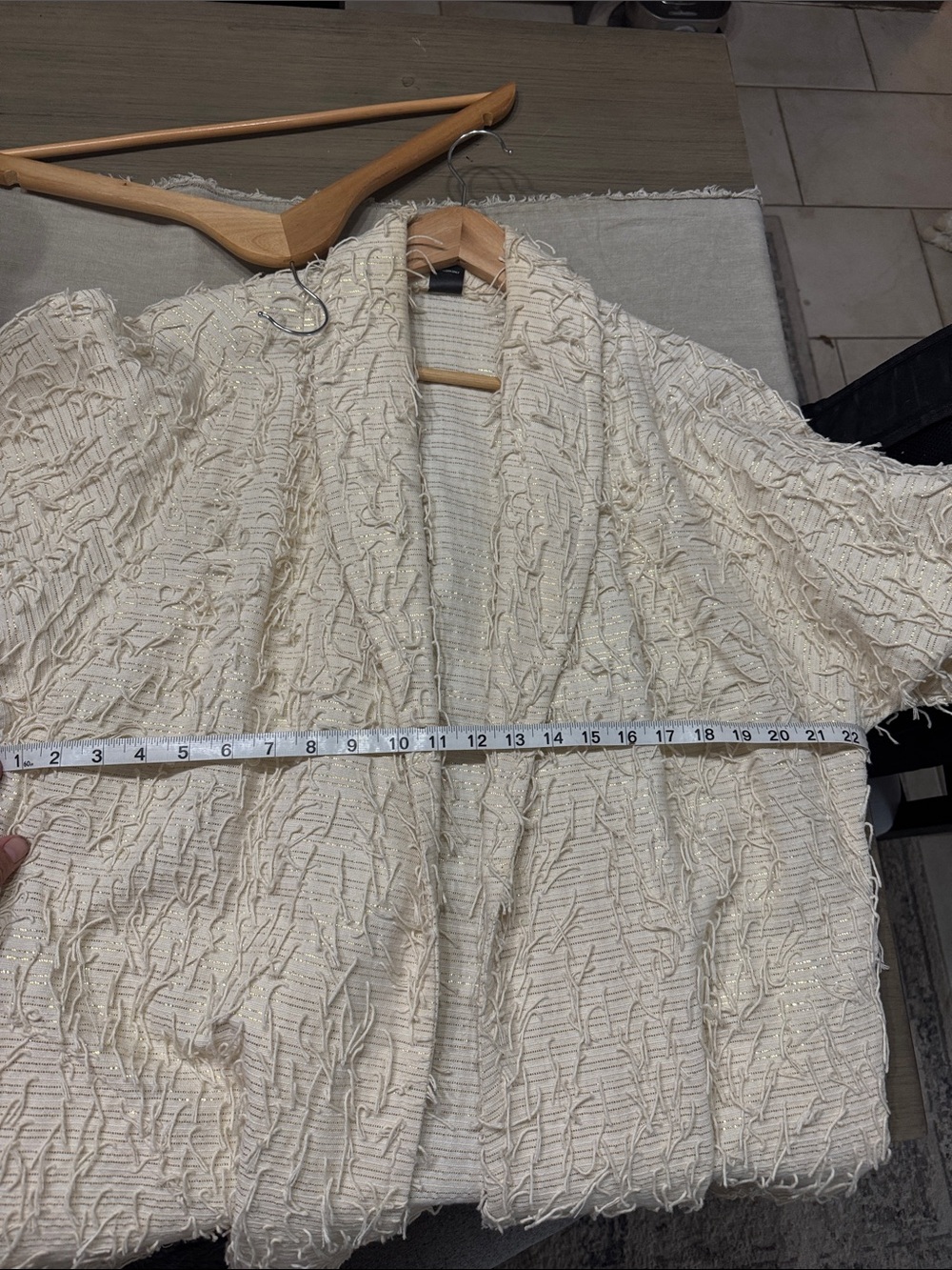 Textured Open-Front Cream Jacket - Picture 4 of 6